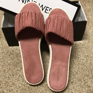 BRAND NEW in box Nine West sandals